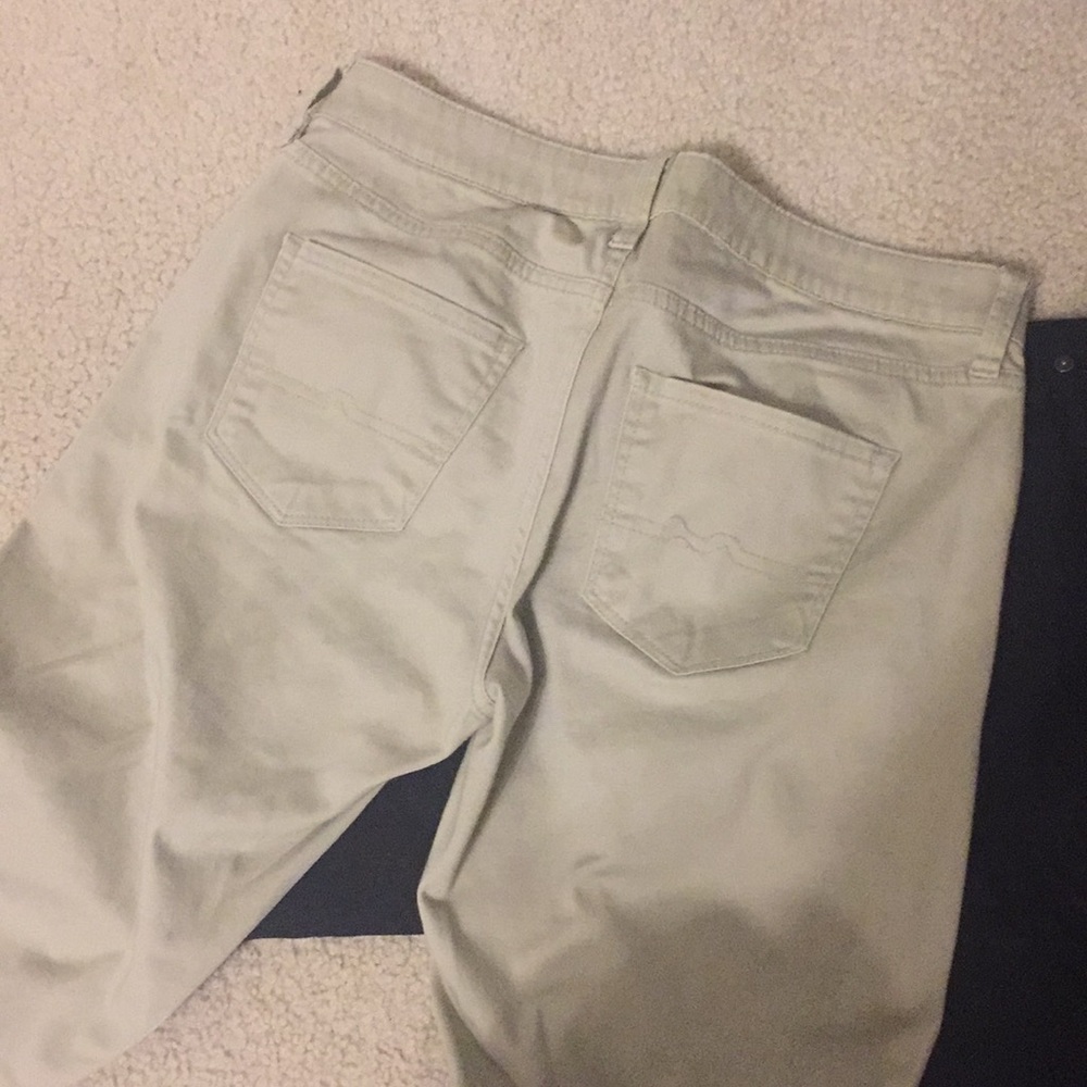 Skinny khaki pant. Black and Tan . Size 5 - Picture 4 of 4